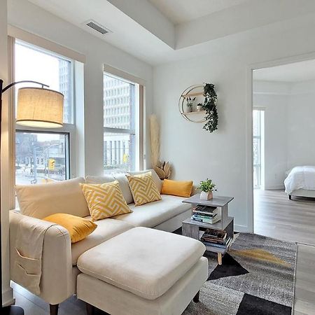 Lovely 3 Bedrooms In University Of Toronto Exterior foto