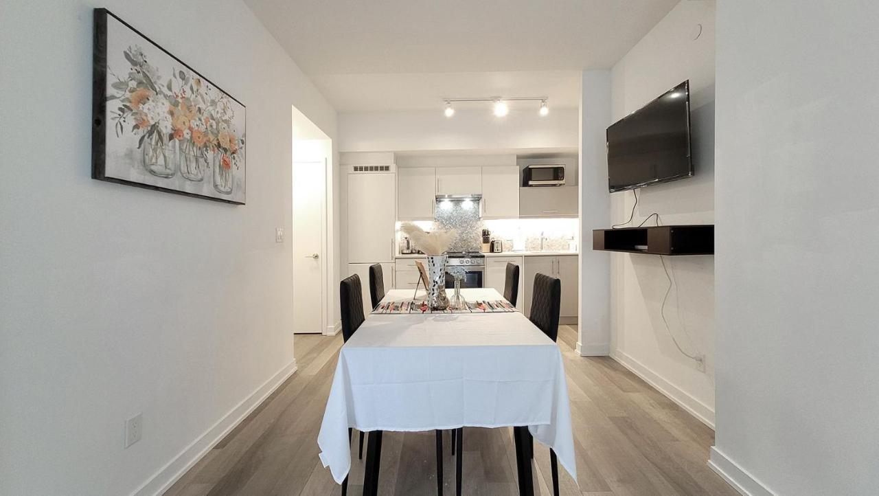 Lovely 3 Bedrooms In University Of Toronto Exterior foto